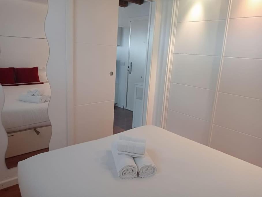 Emblematic Flat In Madrid Central - Arenal Esterno foto