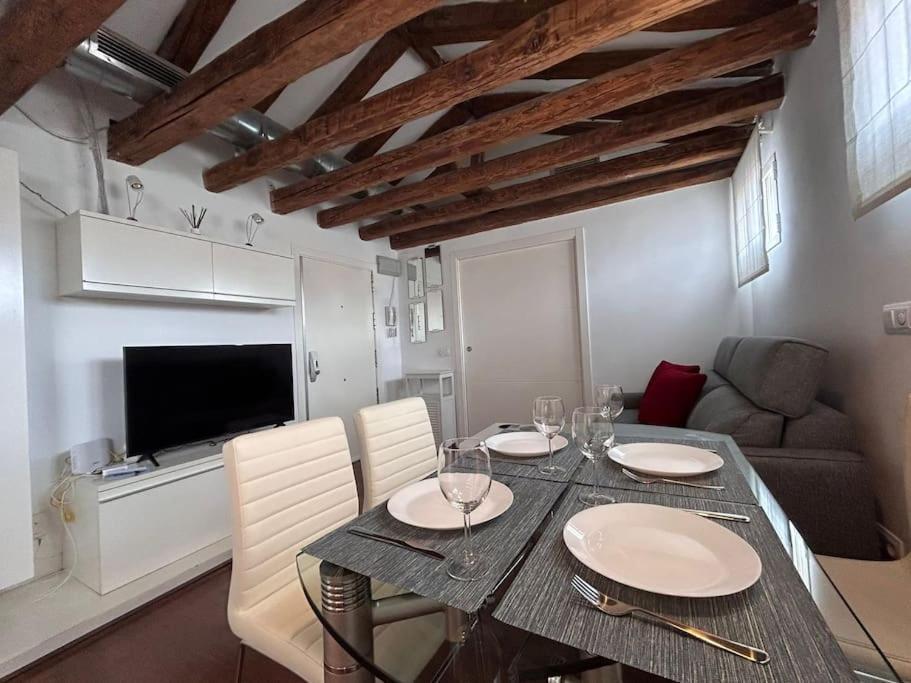 Emblematic Flat In Madrid Central - Arenal Esterno foto