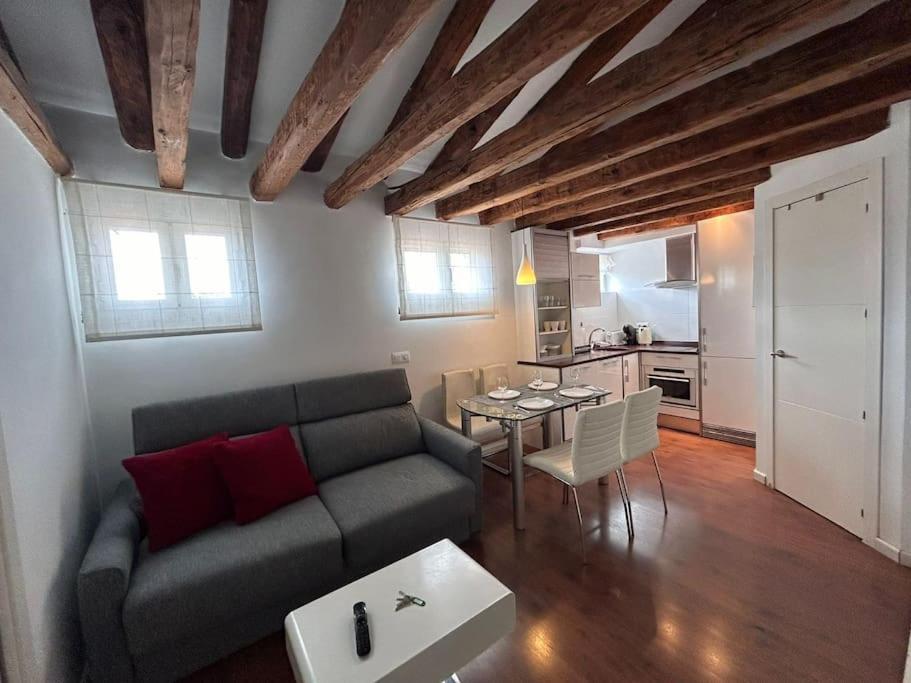 Emblematic Flat In Madrid Central - Arenal Esterno foto